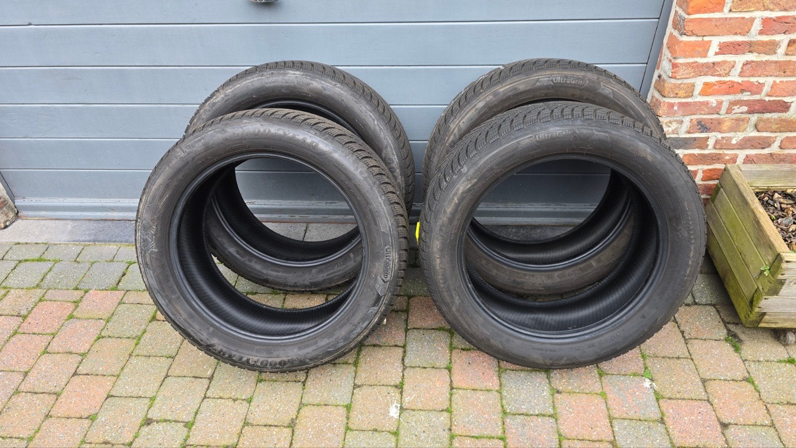 Winterbanden GOODYEAR Ultragrip 245 50 R19 (105H), Autos : Pièces & Accessoires, Véhicule utilitaire, Pneu(s), Utilisé, Pneus hiver