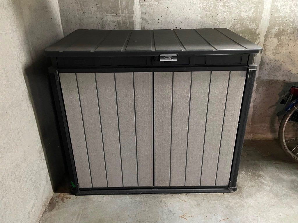 Keter Opbergbox 141 x 82 x 123,5, Ophalen, Zo goed als nieuw
