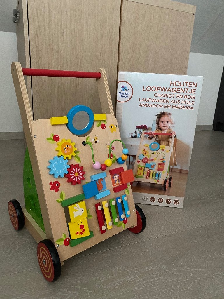 Houten loopwagentje, Ophalen, Zo goed als nieuw, Duw- of Trekspeelgoed