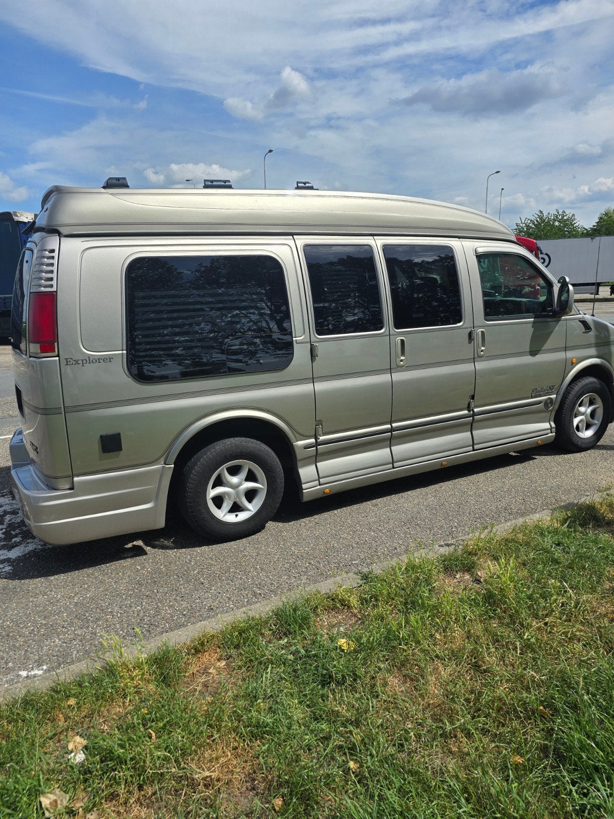 GMC Savana Explorer limited bouwjaar 2000 5.7 liter, Caravanes & Camping, Autres marques, 5 à 6 mètres, Vitrage isolant, Particulier