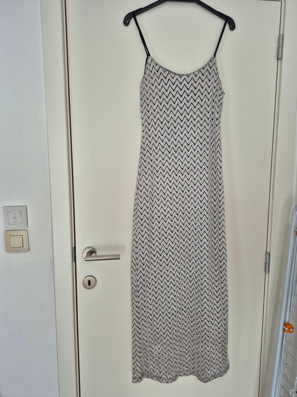 Robe longue Lulu h Paris 36 en gris/noir, Vêtements | Femmes, Lulu h Paris, Gris, Enlèvement ou Envoi, Comme neuf