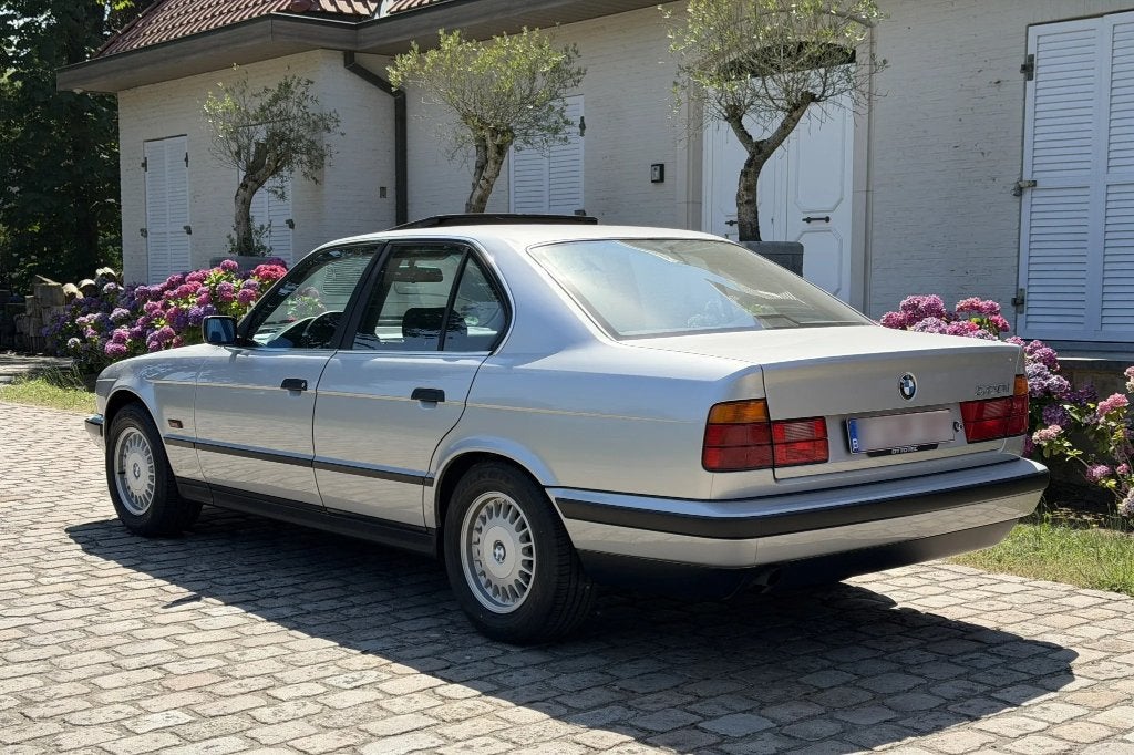 BMW 520i E34 / 6 cyl / 150 pk / Manueel / Oldtimer, foto 3