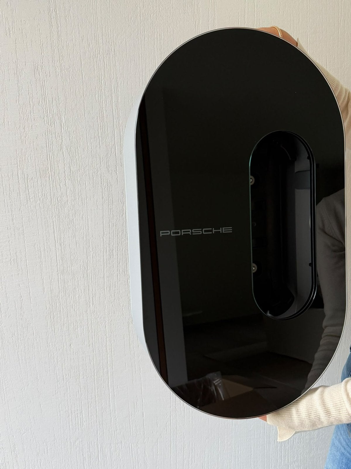 Porsche laaddock Cayenne, Autos : Divers, Enlèvement, Neuf, Borne de recharge et Câble de charge