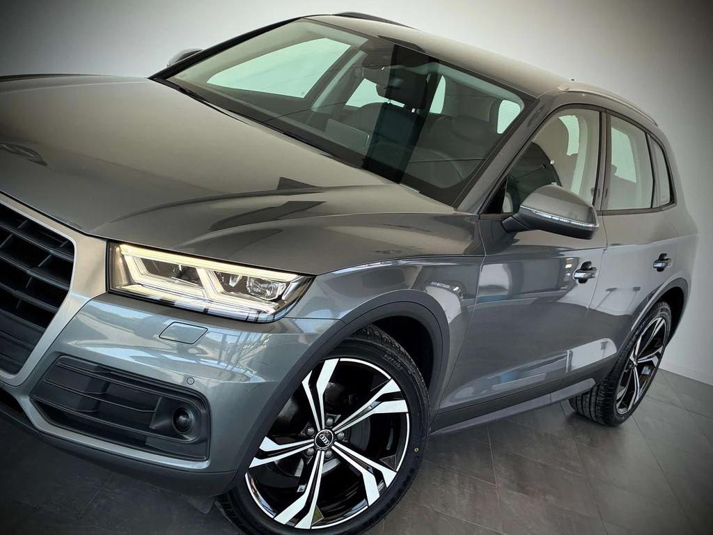 Audi Q5 2.0 TDi-1ERPRO-COCKPIT-GPS-CUIR-JANTES20-PDC-ATTELAG, Argent ou Gris, Achat, Euro 6, Entreprise
