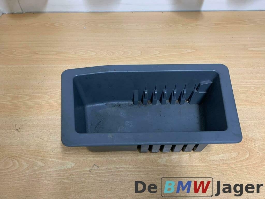 Opbergvak grijs BMW 3-serie E90 E92 51477139051, Enlèvement ou Envoi, Utilisé, BMW, BMW