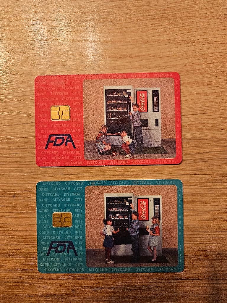 2 cartes de visite Coca-Cola Prague 1995, Enlèvement