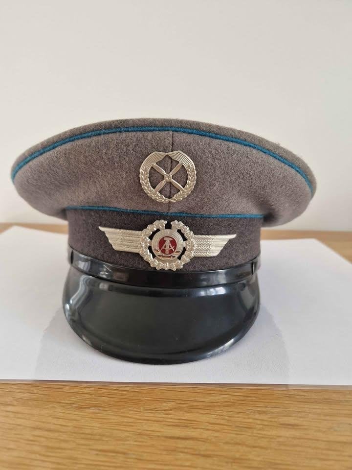 Collection de coiffures militaires anciennes – URSS, USA, BE, Enlèvement ou Envoi, Armée de l'air, Casque ou Béret
