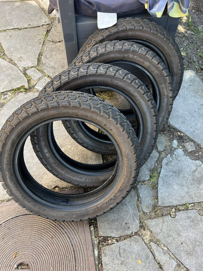 Wooder winter/sneeuwwielpakket — 180€, Ophalen, Nieuw, Winterbanden, Band(en)
