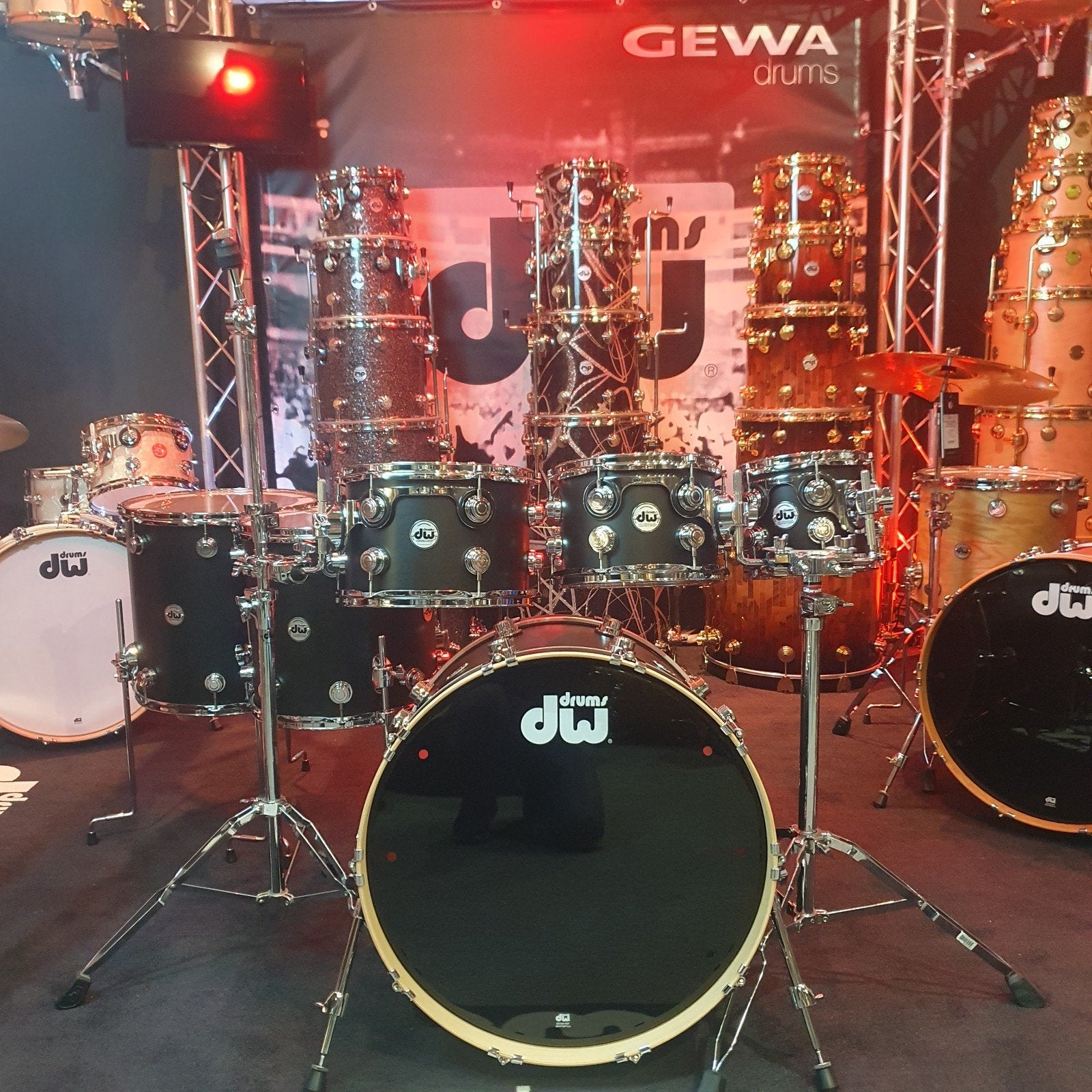 DW Collector's SSC maple: satin ebony. 6pcs shellset, Muziek en Instrumenten, Ophalen of Verzenden, Nieuw