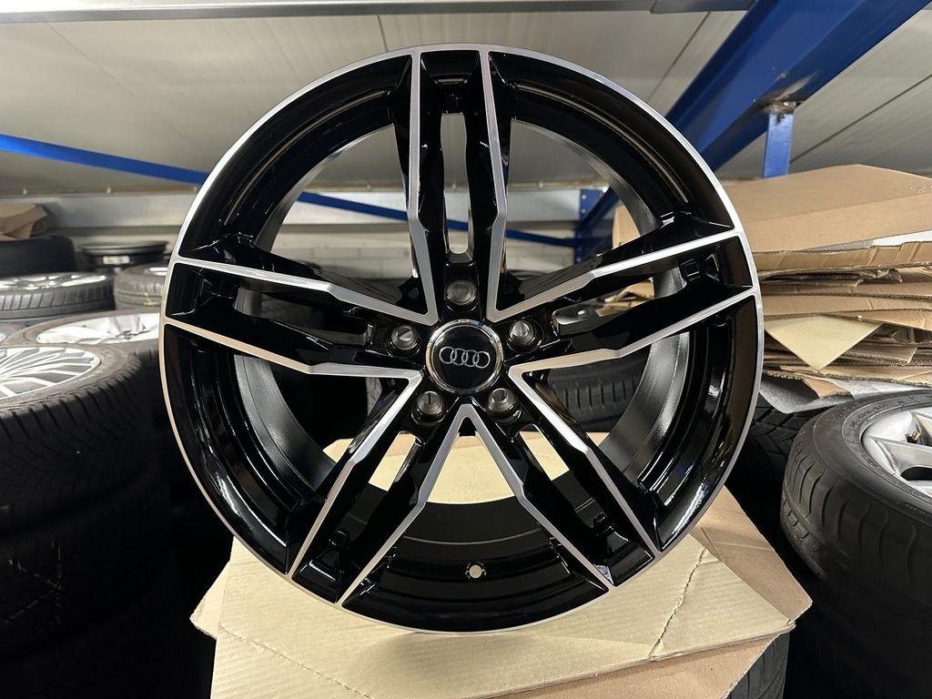NIEUW 18inch Audi BMW Seat Skoda VW RS Style Velgen! 5x112, -, -, Banden en Velgen, Nieuw