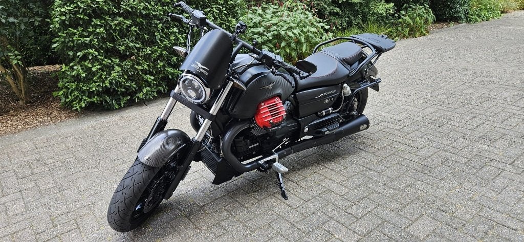 Moto Guzzi Audace 1.400 cc  Carbon  2017 bijna nieuwstaat, Motoren, 2 cilinders, Nieuw, 1400 cc, Particulier