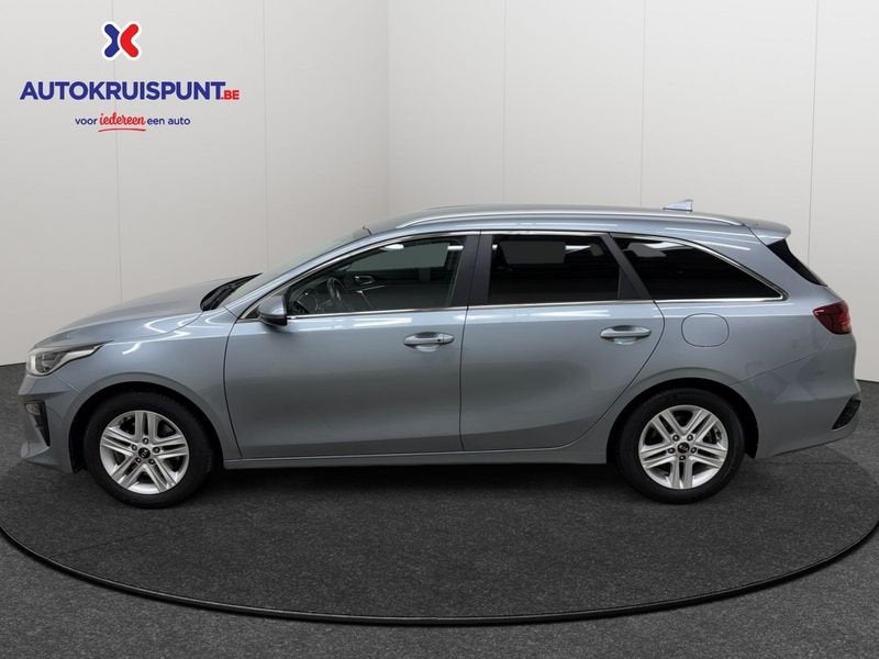 KIA Ceed 1.5T-GDi More DCT ISG, Auto's, Kia, Gebruikt, 4 cilinders, Leder en Stof, Parkeersensor