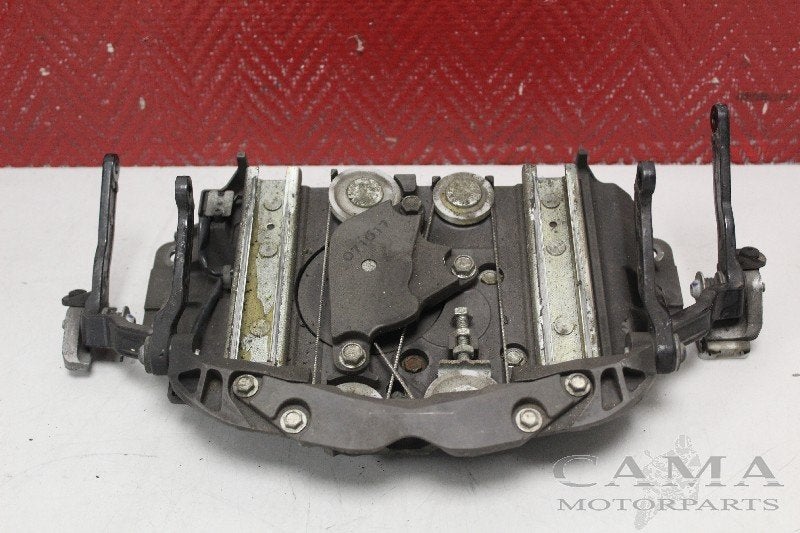PARE-BRISE AUTOMOBILES Yamaha (3P6-83306-00-00), Dhr. S. di Majo, Utilisé, Info@cama-motorparts.nl, P.J. Troelstraweg 8 8
3144 CX  MAASSLUIS, NL