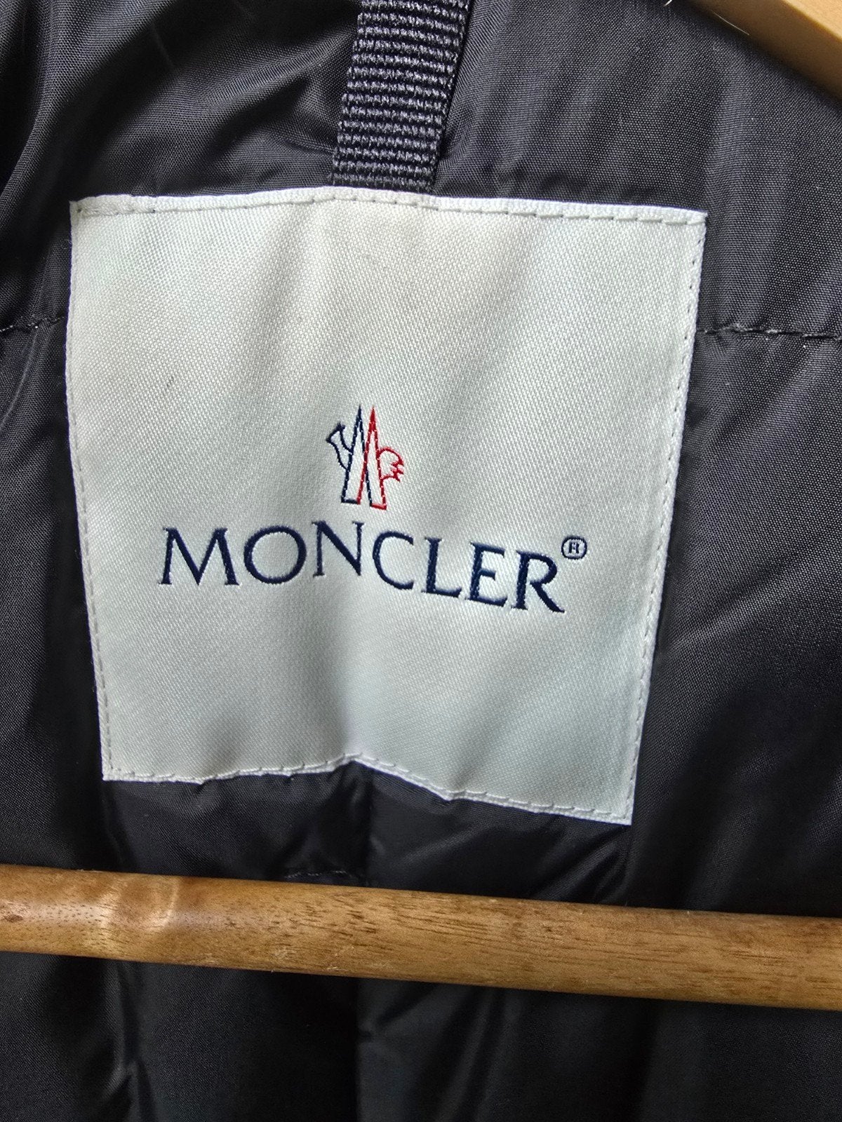 ️MONCLER COMME NEUVE ️, MONCLER, Enlèvement, Comme neuf, Taille 38/40 (M)