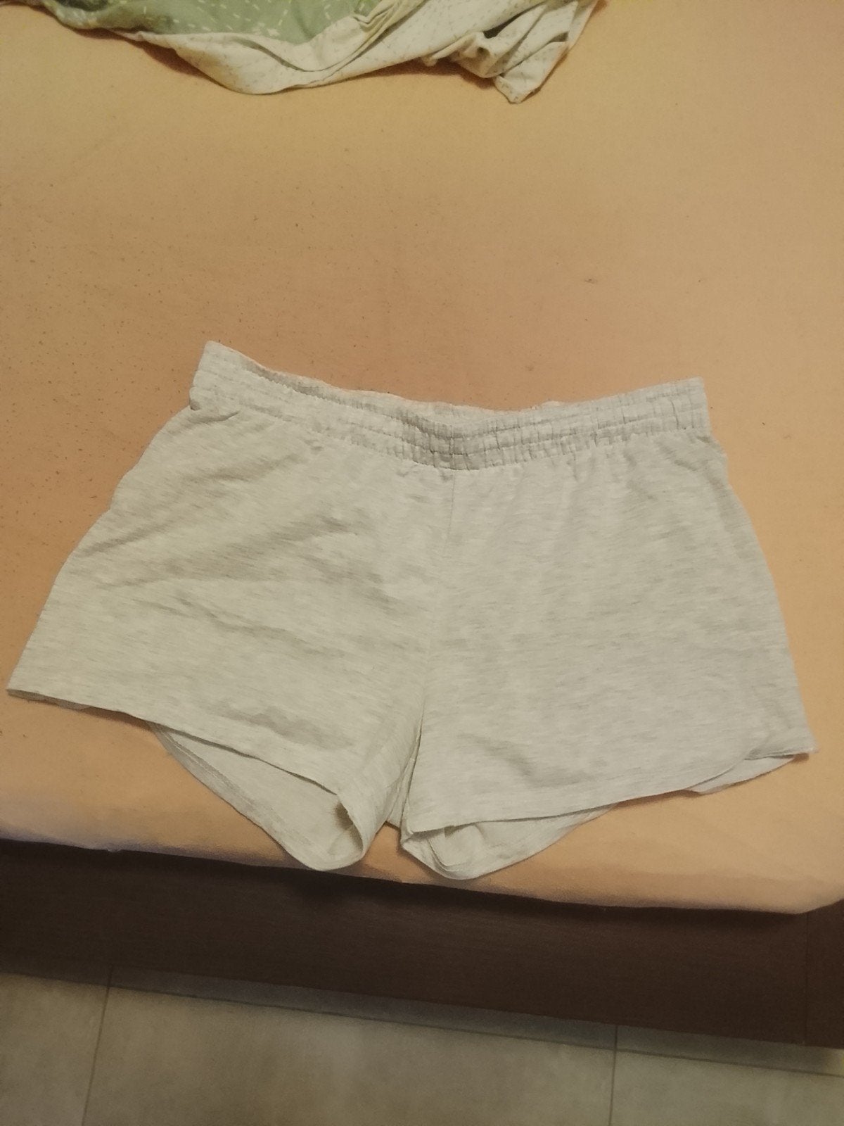 shortje L, Ophalen