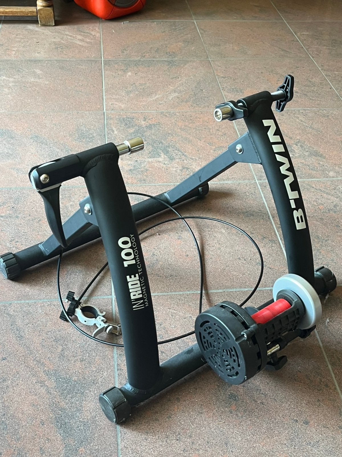 Btwin InRide 100 Rollen, Ophalen, Zo goed als nieuw