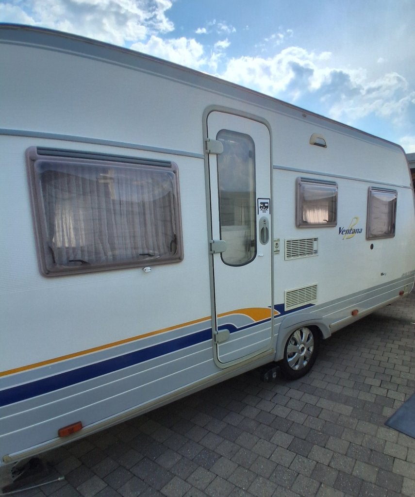 Caravan burstner ventana, Rondzit, Particulier, Bürstner, Dwarsbed