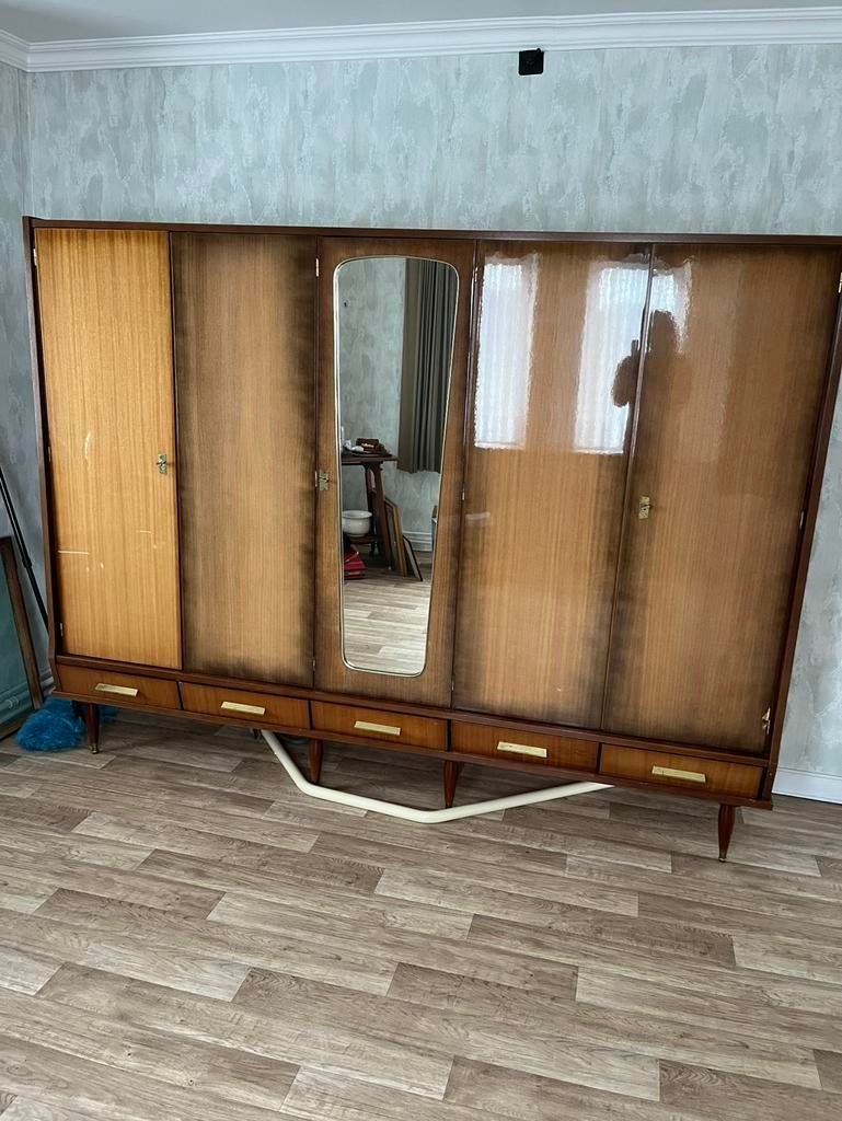 Kleerkast retro gratis, Ophalen, Gebruikt