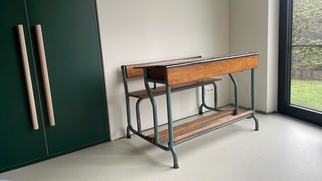 Vintage schoolbank, lessenaar, bureau, Ophalen, Zo goed als nieuw, Overige typen