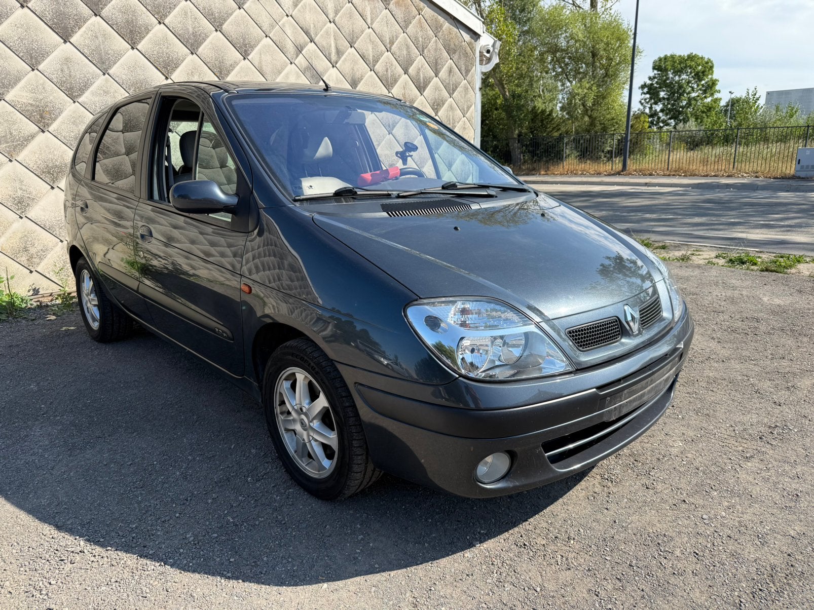 Renault Scenic | Automaat | 114.500Km | Benzine | 2002 |, Auto's, Renault, Automaat, Dealer onderhouden, Leder en Stof, Bedrijf