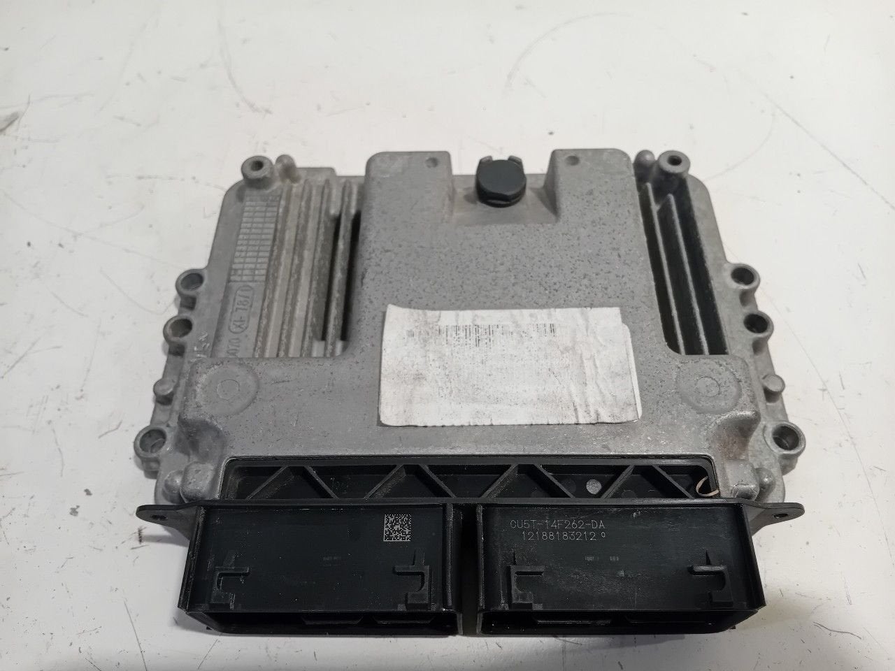 Computer motormanagement Ford B-Max, Onderdelen@venauto.nl, Van der Ven Autorecycling B.V., Ettenseweg 76, 4706 PB Roosendaal, The Netherlands