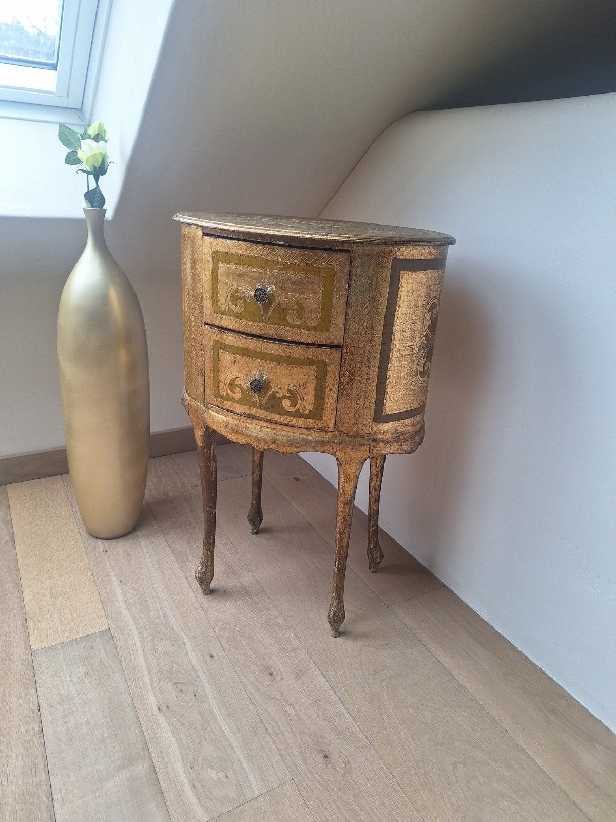 Kastje retro goud, Ophalen