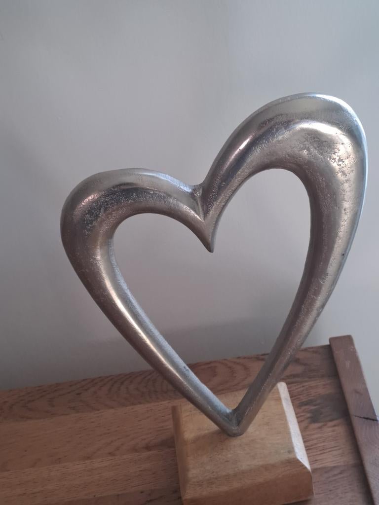 Tres jolie coeur Acier, Ophalen