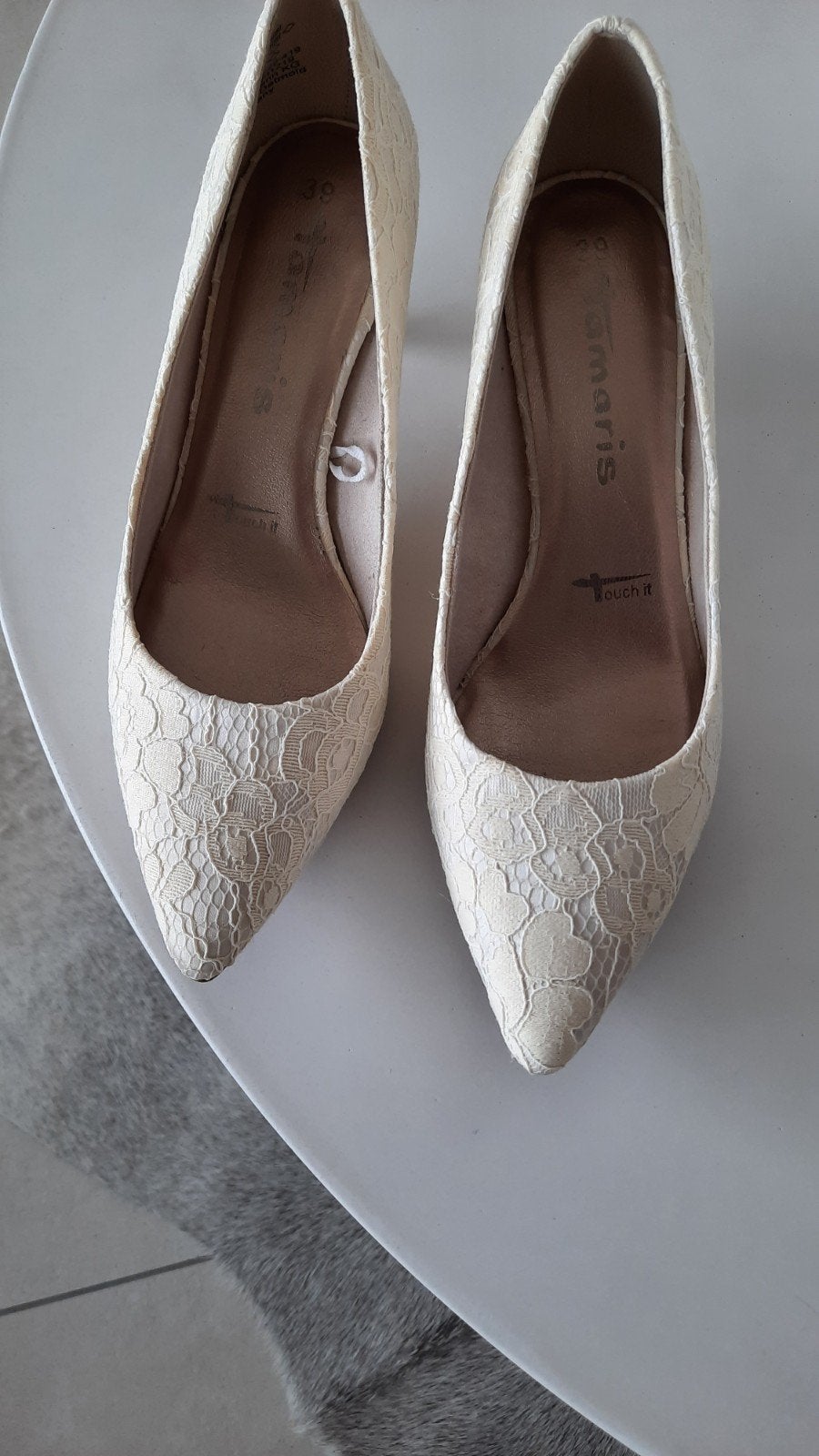 PRACHTIGE PUMPS M39 NIEUWSTAAT, Kleding | Dames, Ophalen of Verzenden, Pumps