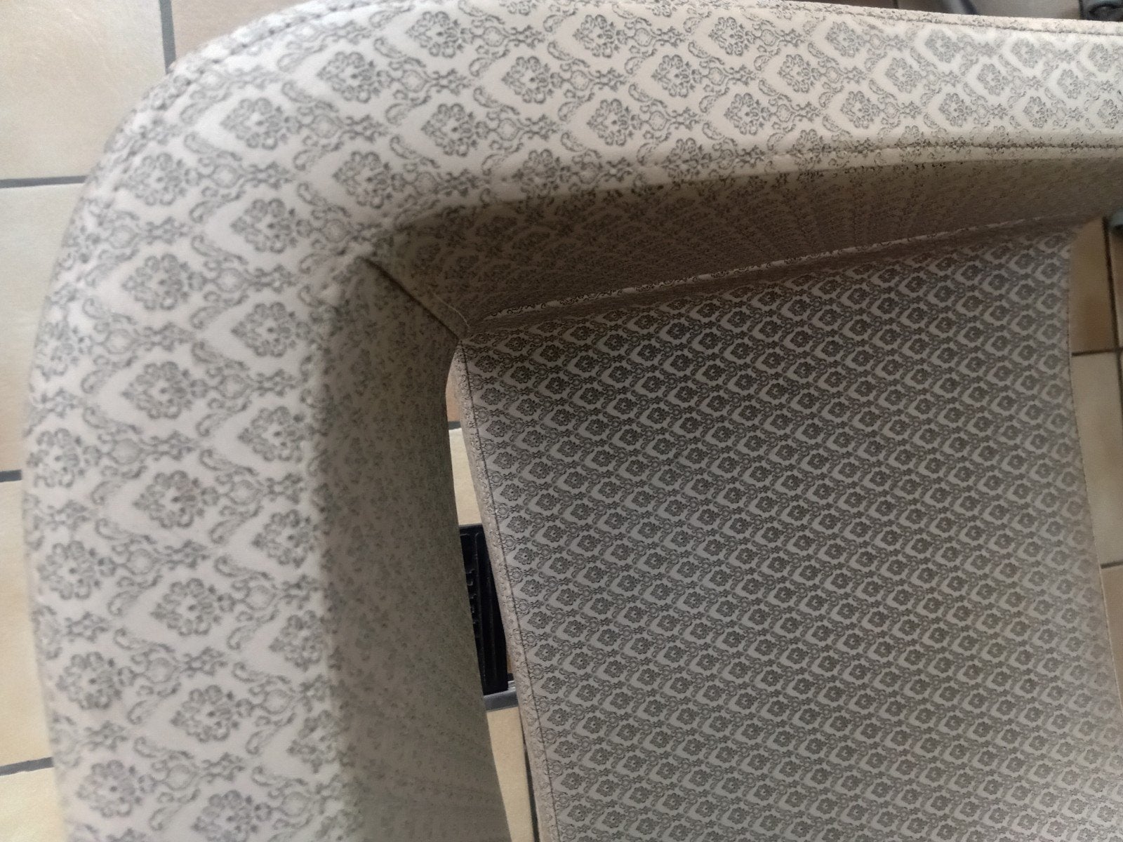 kappersstoelen en wasbakzetel, Diensten en Vakmensen