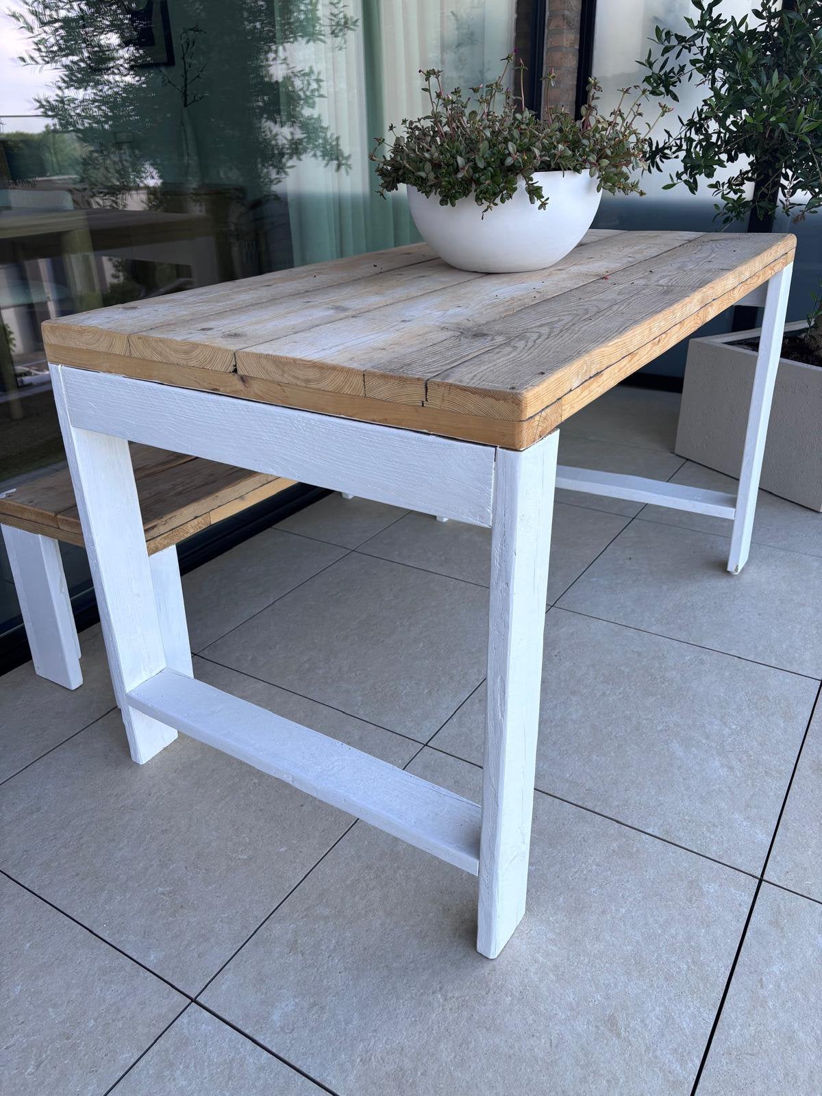 Tafel 140 cm met bank in steigerhout., Ophalen, Zo goed als nieuw