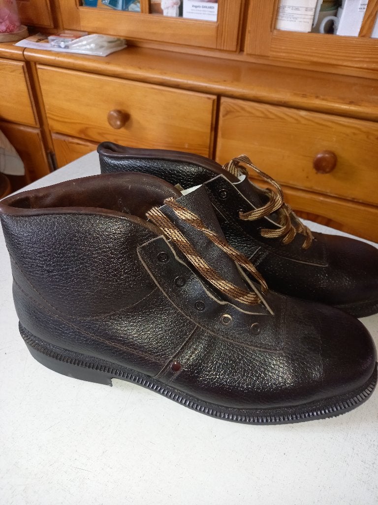 Bottines de sécurité ., Enlèvement, Neuf
