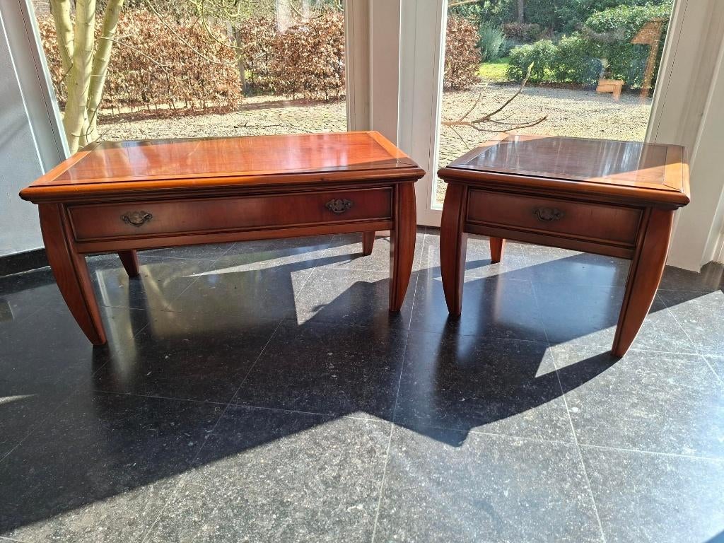 twee kersenhouten tafeltjes, Zo goed als nieuw, 75 cm of meer, Rechthoekig, Hout