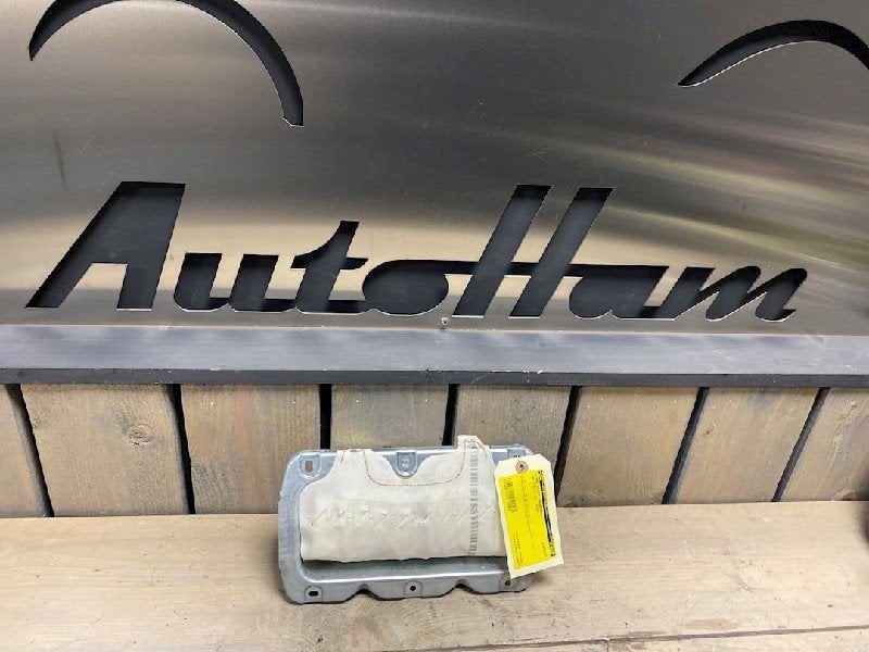 AIRBAG PASSAGER Fiesta 6 (JA8) (|1711931|8V51A044H30BA|), Utilisé, Ford