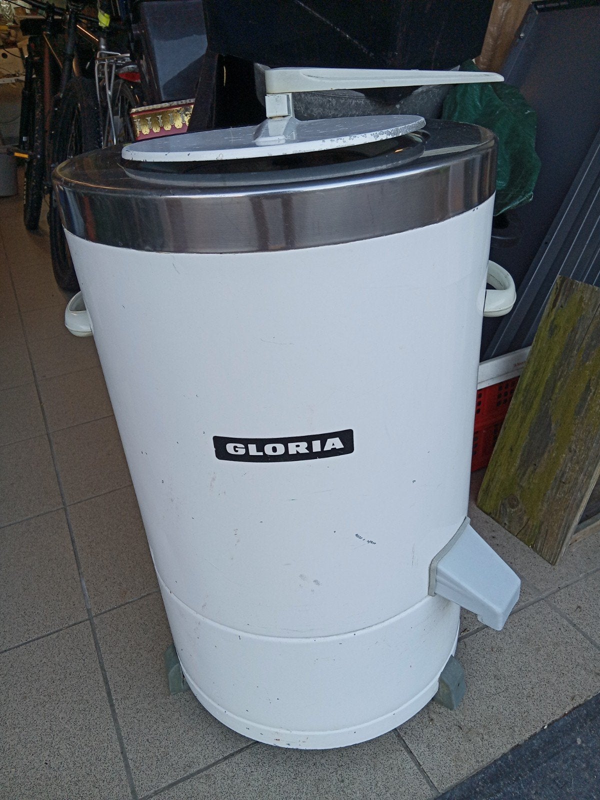 Droogkast, Ophalen, Gebruikt