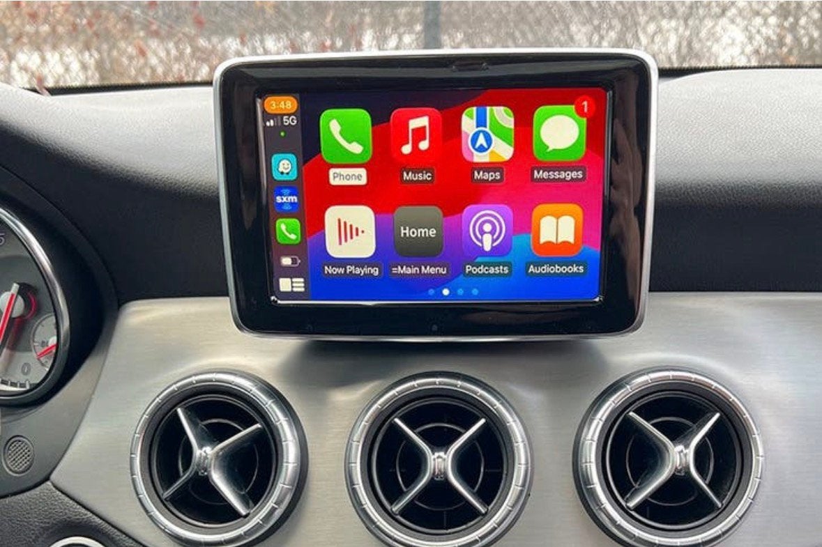 mercedes carplay, Computers en Software, Ophalen, Zo goed als nieuw
