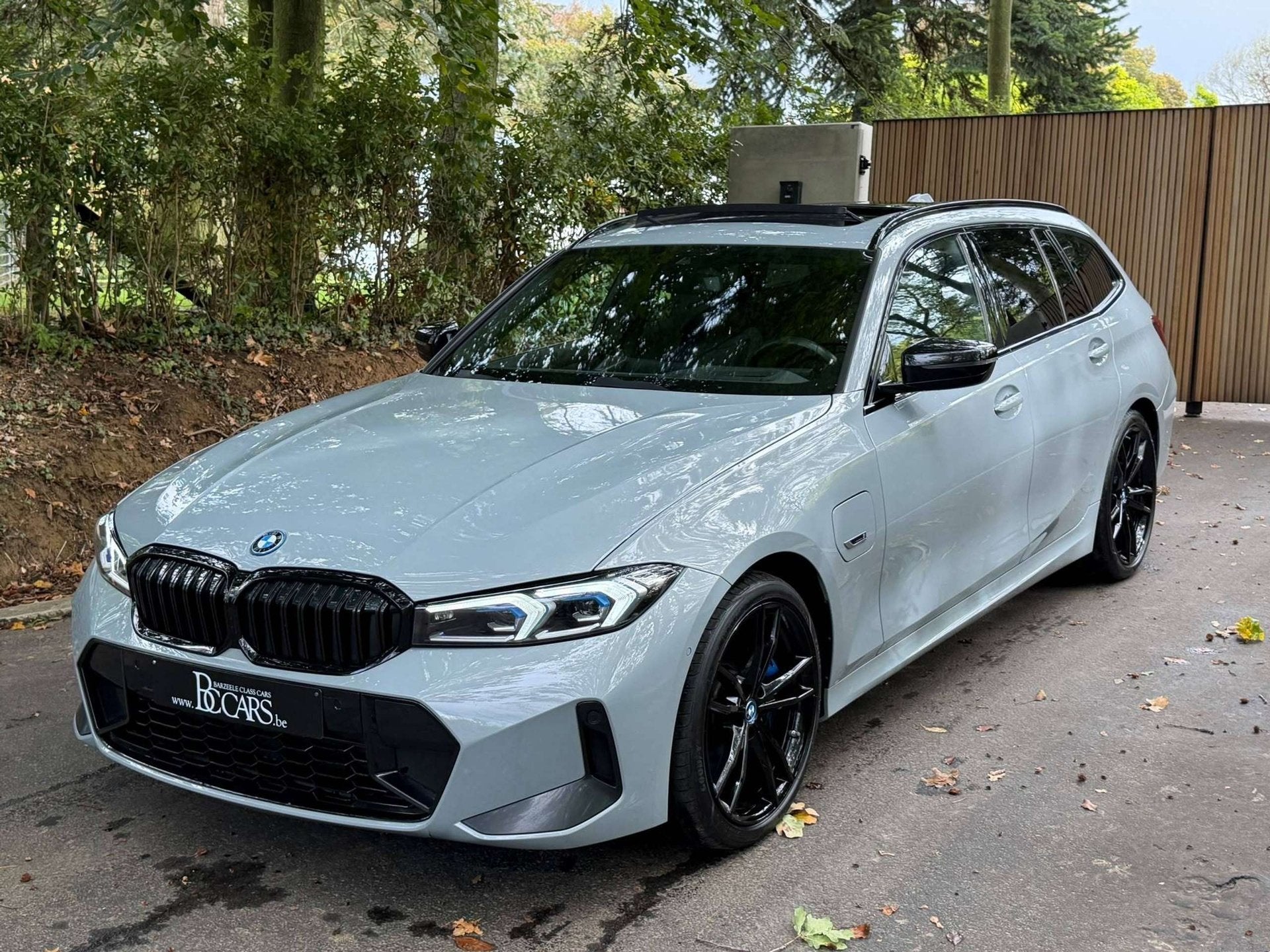 BMW 330 eAS M-Pakket-Led-Pano-Head Up-Verw.Leer-Cam-19", Auto's, Automaat, Plug-in hybride, Bedrijf, 5 deurs