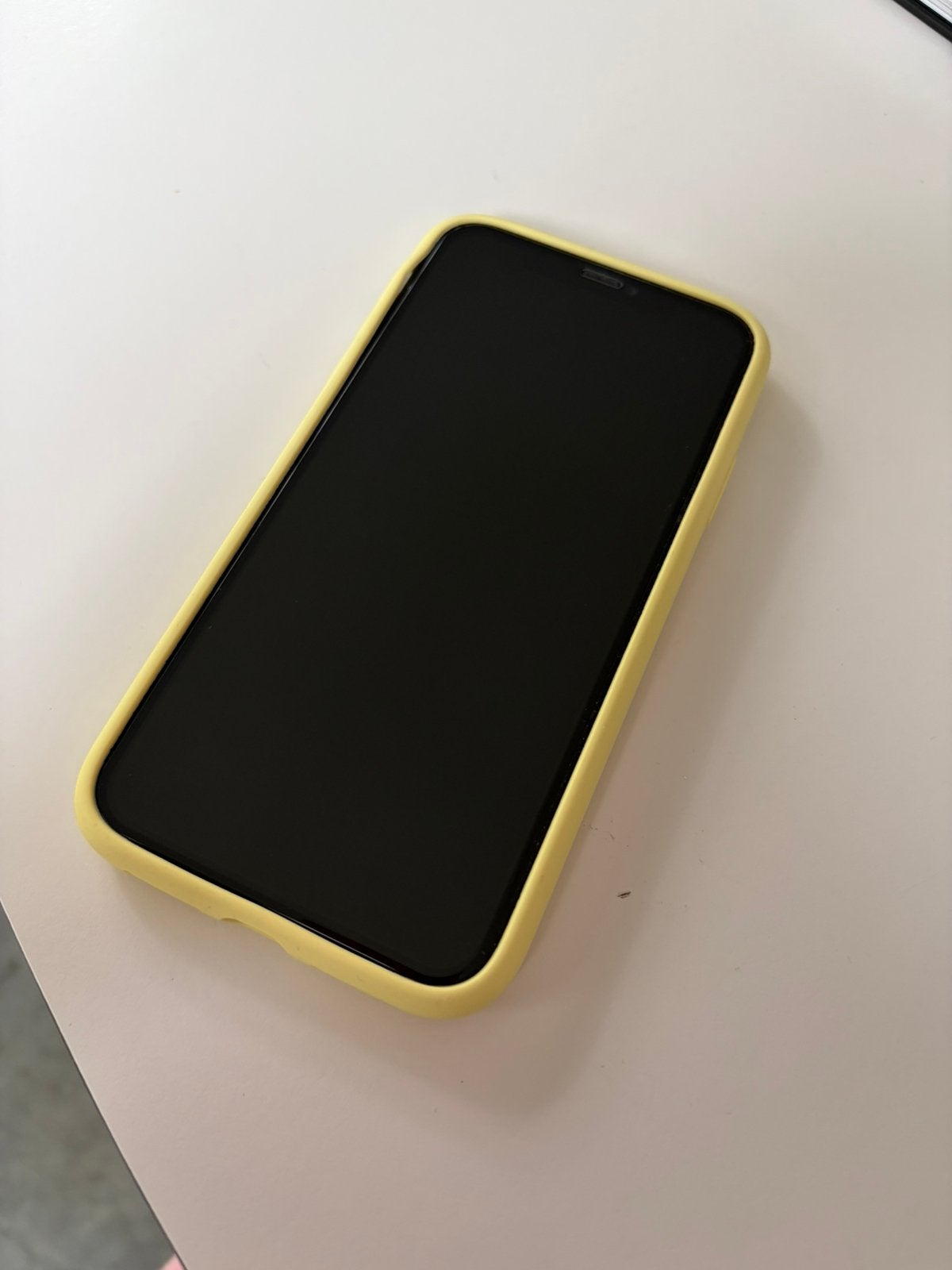 Iphone 11 128GB lichtpaars, Telecommunicatie, Mobiele telefoons | Apple iPhone, Ophalen, Zo goed als nieuw, 128 GB, IPhone 11