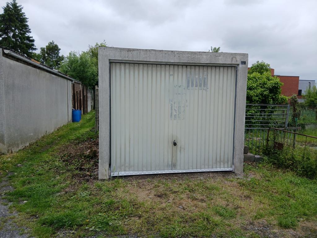 Garage à louer Hornu à 12 km de Mons en Hainaut