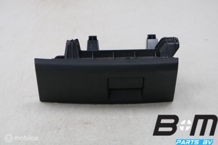 Opbergvak onder stoel rechts Audi A6 4G 4PK 8K0882602B, Auto-onderdelen, Gebruikt