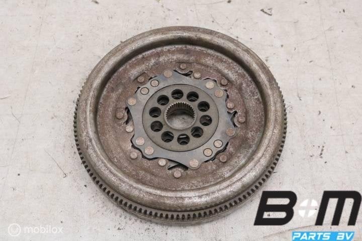Vliegwiel VW Golf 5 R32 BUB 022105266S, Utilisé