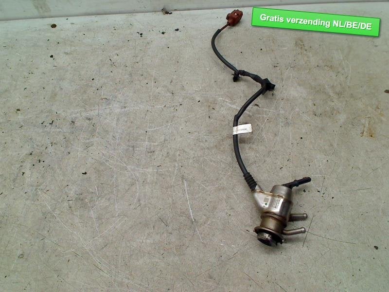 INJECTEUR FAP reductiemiddel Q3 (8UB / 8UG) (04L131113G), Auto-Union-Straße  1,
85057  Ingolstadt, DE, Info@audi.de, Audi, Utilisé