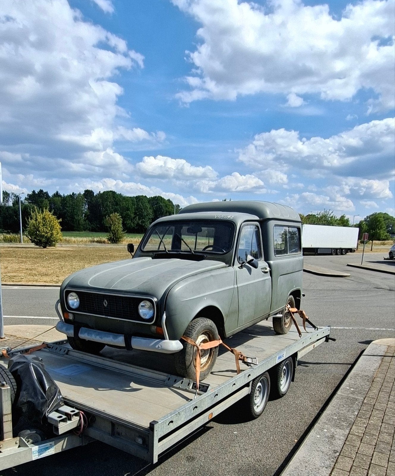 R4 f4, Auto's, Particulier, Te koop, Renault, Overige bekleding