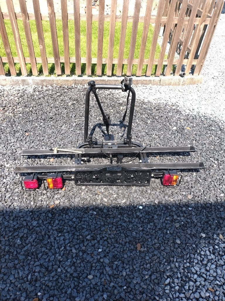 Fietsendrager, Ophalen, 2 fietsen, Gebruikt, Trekhaakdrager