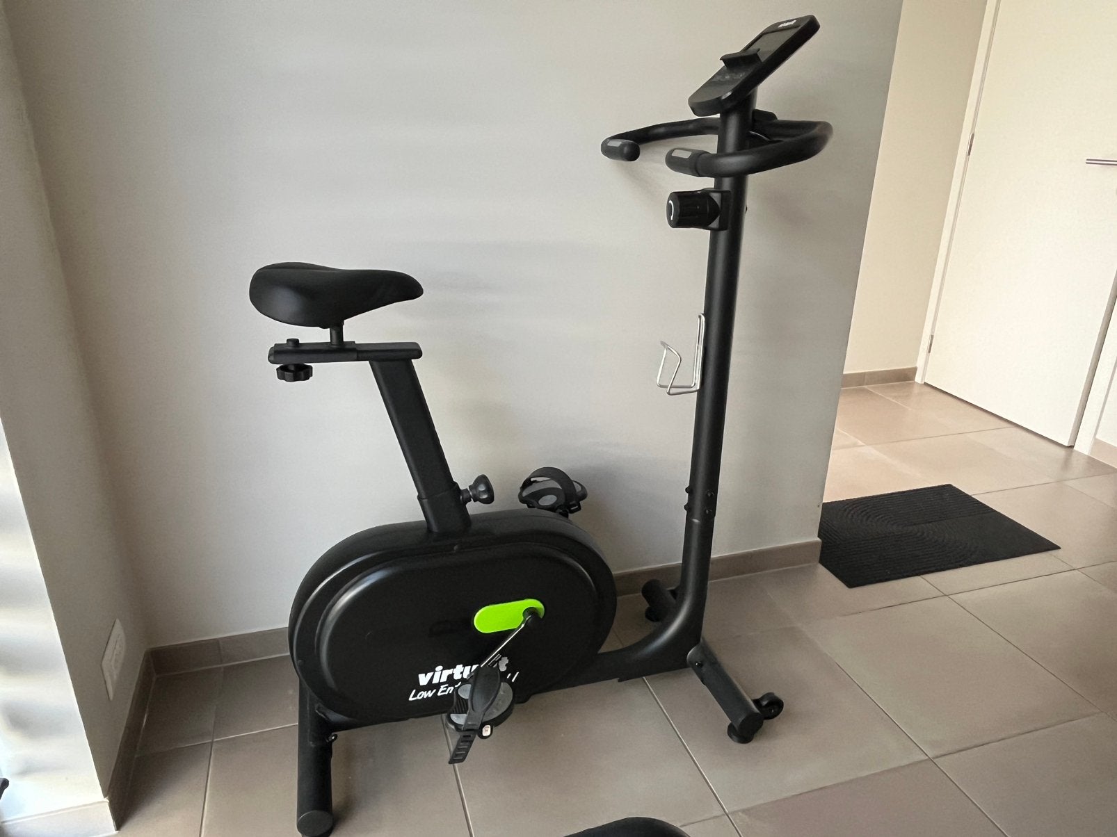 Hometrainer - fiets, Ophalen, Aluminium, Zo goed als nieuw, Benen