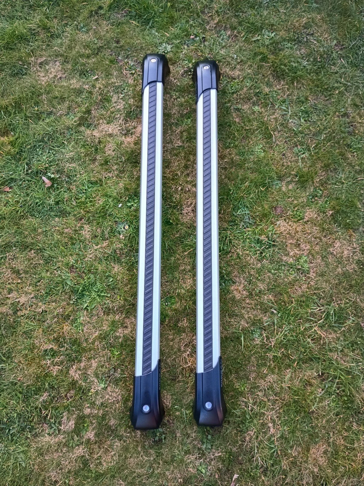 Originele aluminium dwarsdakdragers „NISSAN”, Nieuw