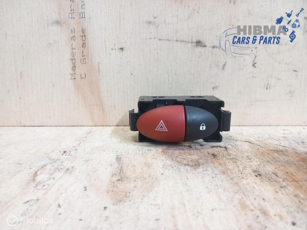 Renault Twingo II Alarmlicht Schakelaar 252100991R 07 t/m 14, Gebruikt, Renault, Ophalen of Verzenden, Renault