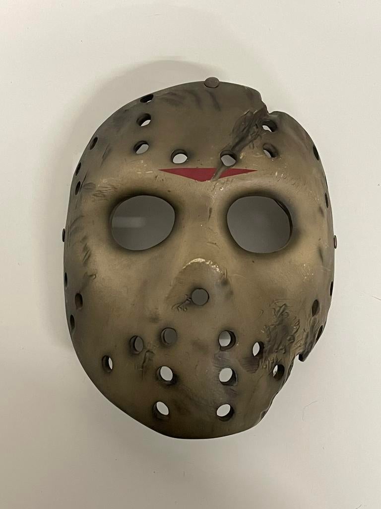 Neca 2004 Friday the 13th First Mask of Jason Voorhees Resin, Verzamelen, Ophalen of Verzenden, Zo goed als nieuw