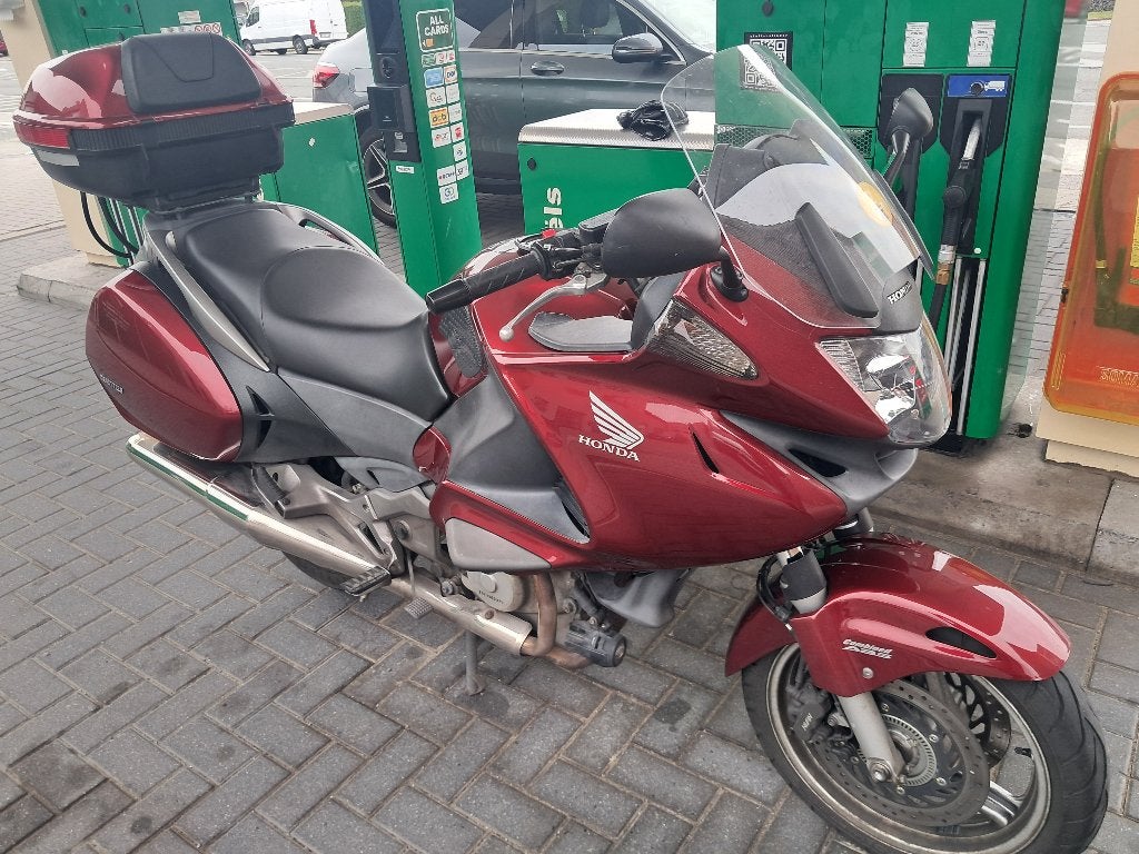 Honda Deauville 700, Motoren, Motoren | Honda, 700 cc, 2 cilinders, Motorrijbewijs A, Gebruikt
