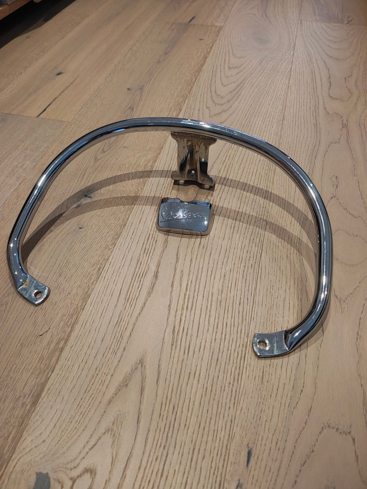 Poignée arrière chromée pour Vespa GTS 2014 avec capuchon, Enlèvement ou Envoi, Chrome