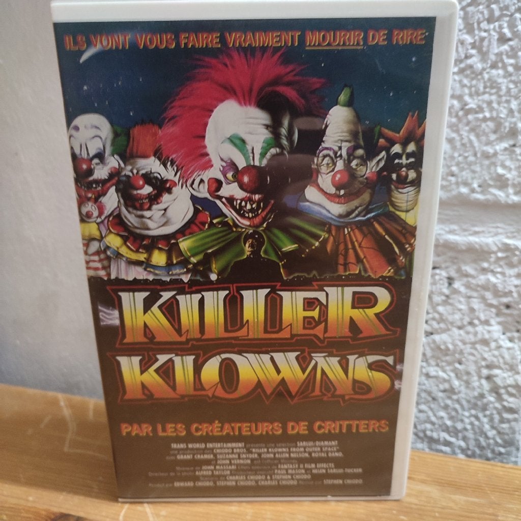 LES CLOWNS TUEURS VENUS D'AILLEURS - vhs, CD & DVD, Enlèvement ou Envoi, Horreur, Français, Utilisé
